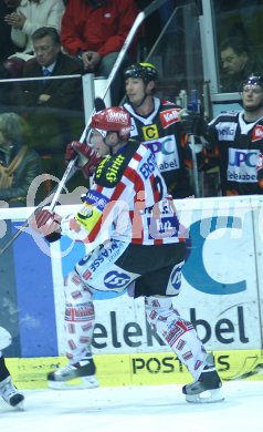 Eishockey Bundesliga. KAC gegen Vienna Capitals. Mike Siklenka (KAC). Klagenfurt, am 18.12.2005
---
pressefotos, pressefotografie, kuess, qs, qspictures, sport, bild, bilder, bilddatenbank