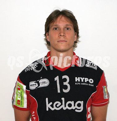 Volleyball Bundesliga. Hypo VBK. Simon Breuss. Klagenfurt, am 1.10.2005.
Foto: Kuess
---
pressefotos, pressefotografie, kuess, qs, qspictures, sport, bild, bilder, bilddatenbank