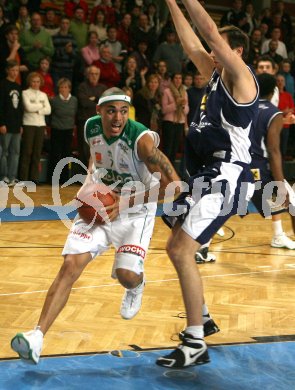Basketball Bundesliga. W?rthersee Piraten gegen Panthers F?rstenfeld. Anthony Shavies (Piraten). Klagenfurt, am 30.12.2006.
Foto: qspictures/Kuess
---
pressefotos, pressefotografie, kuess, qs, qspictures, sport, bild, bilder, bilddatenbank