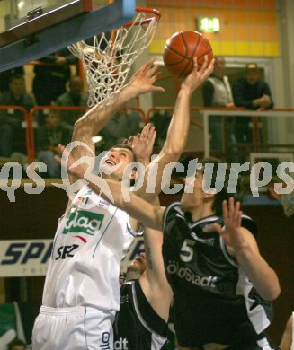 Basketball Bundesliga. W?rthersee Piraten gegen G?ssing Knights. Stjepan Gavran (Piraten). Klagenfurt, am 1.11.2006.
Foto: Kuess
---
pressefotos, pressefotografie, kuess, qs, qspictures, sport, bild, bilder, bilddatenbank