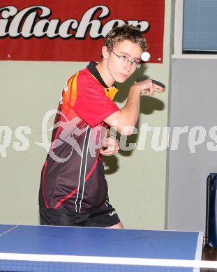 Tischtennis. Dominique Plattner. Villach, am 26.9.2006.

---
pressefotos, pressefotografie, kuess, qs, qspictures, sport, bild, bilder, bilddatenbank