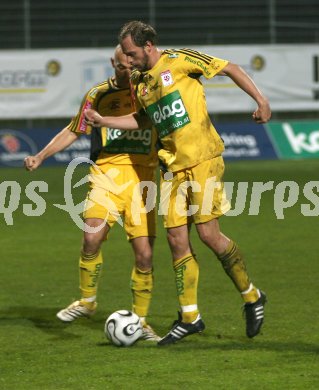 Fussball. Red Zac Liga. FCK gegen LASK. Hannes Toth, Stanko Bubalo (FCK). Klagenfurt, am 13.10.2006.
---
pressefotos, pressefotografie, kuess, qs, qspictures, sport, bild, bilder, bilddatenbank