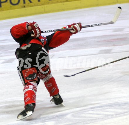 Eishockey KAC. Der KAC agiert nicht immer kopflos.
---
pressefotos, pressefotografie, kuess, qs, qspictures, sport, bild, bilder, bilddatenbank