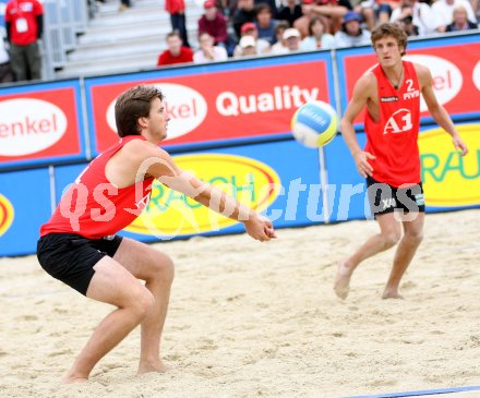 Beachvolleyball Grand Slam. Felix Bl?uel und Alexander Xandi Huber (?sterreich). Klagenfurt, am 8.2.2006
---
pressefotos, pressefotografie, kuess, qs, qspictures, sport, bild, bilder, bilddatenbank
