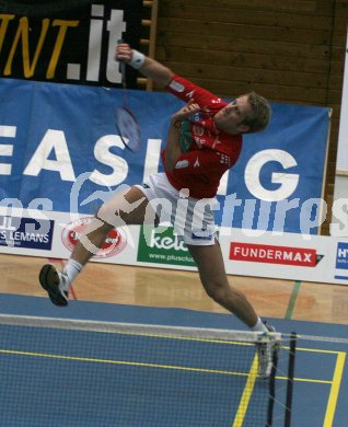 Badminton Bundesliga. ASK? Kelag K?rnten gegen Traun. Michael Trojan. Klagenfurt, am 19.11.2005.
---
pressefotos, pressefotografie, kuess, qs, qspictures, sport, bild, bilder, bilddatenbank