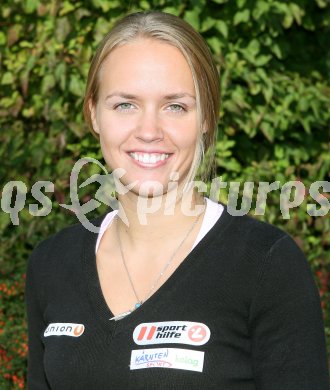 Billard. Jasmin Ouschan. Forstsee, am 29.9.2006.

---
pressefotos, pressefotografie, kuess, qs, qspictures, sport, bild, bilder, bilddatenbank
