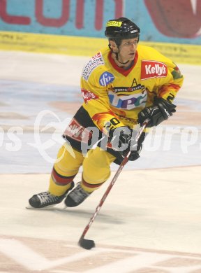?sterreichische Eishockey Bundesliga. KAC gegen Vienna Capitals. Michael Craig (Caps). Klagenfurt, am 27.10.2006.
Foto: Kuess
---
pressefotos, pressefotografie, kuess, qs, qspictures, sport, bild, bilder, bilddatenbank