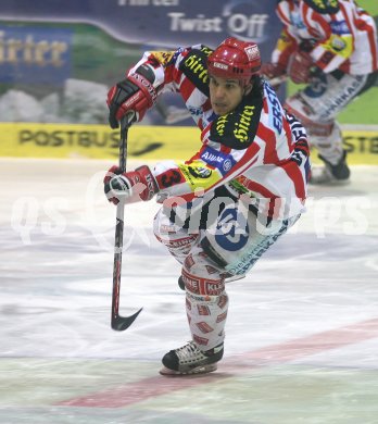 Eishockey Bundesliga. KAC gegen VSV. Many Viveiros (KAC). Klagenfurt, am 17.2.2006.
---
pressefotos, pressefotografie, kuess, qs, qspictures, sport, bild, bilder, bilddatenbank