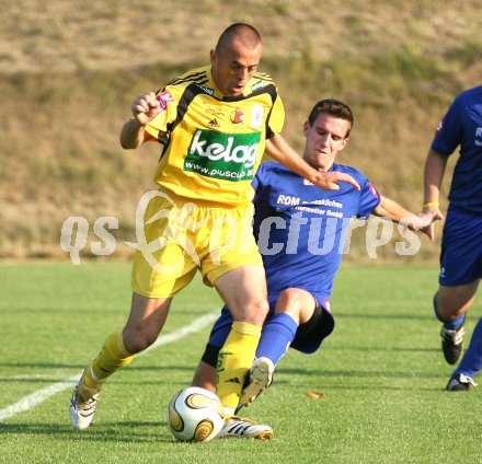 Fu?ball. K?ttmannsdorf gegen FC K?rnten.
Bubalo Stanko (FCK) gegen Florian Pletschko.
K?ttmannsdorf am 21. Juli 2006.
---
pressefotos, pressefotografie, kuess, qs, qspictures, sport, bild, bilder, bilddatenbank