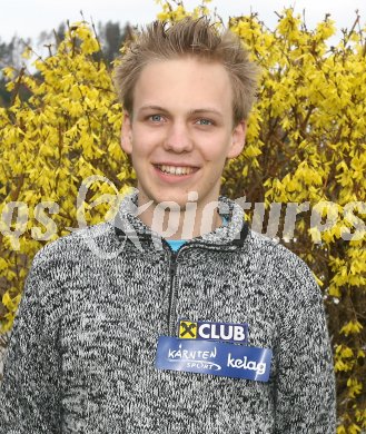 Schach. Internationaler Meister. IM Markus Ragger. Maria Saal, am 18.4.2006.
---
pressefotos, pressefotografie, kuess, qs, qspictures, sport, bild, bilder, bilddatenbank