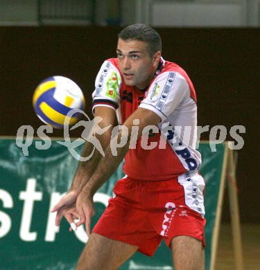 Volleyball Bundesliga. HYO VBK.  Miomir Krasic. Klagenfurt, am 15.10.2006.
---
pressefotos, pressefotografie, kuess, qs, qspictures, sport, bild, bilder, bilddatenbank