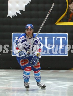 Eishockey Bundesliga. VSV gegen KAC. Nikolas Petrik. Villach, am 15.1.2006.
---
pressefotos, pressefotografie, kuess, qs, qspictures, sport, bild, bilder, bilddatenbank