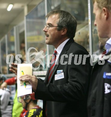 Eishockey Bundesliga. KAC EHC Linz. KAC Trainer Kevin Primeau. Klagenfurt, am 8.10.2006.
---
pressefotos, pressefotografie, kuess, qs, qspictures, sport, bild, bilder, bilddatenbank