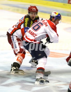 Eishockey Bundesliga. KAC gegen Salzburg. Johannes Kirisits (KAC), Marco Pewal (Salzburg). Klagenfurt, am 22.10.2006.
Foto: Kuess
---
pressefotos, pressefotografie, kuess, qs, qspictures, sport, bild, bilder, bilddatenbank