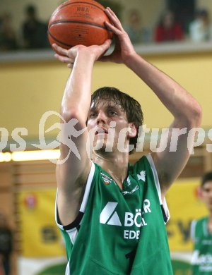 Basketball Bundesliga. W?rthersee Piraten gegen Kapfenberg. Martin Kohlmaier (Kapfenberg). Klagenfurt, am 11.12.2006.
Foto: Kuess
---
pressefotos, pressefotografie, kuess, qs, qspictures, sport, bild, bilder, bilddatenbank