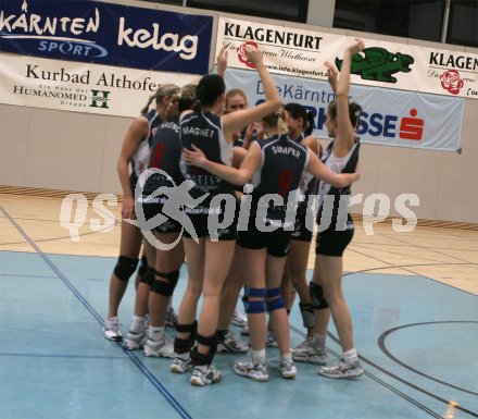 Volleyball Bundesliga Semifinale. WJubel der Wildcats ?ber den Sieg gegen Linz. Wildcats gegen Linz. Klagenfurt, am 8.4.2005.


---
pressefotos, pressefotografie, kuess, qs, qspictures, sport, bild, bilder, bilddatenbank