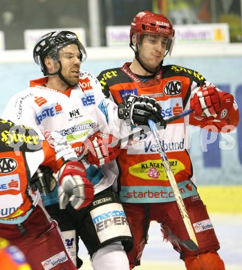 Eishockey Bundesliga. KAC gegen EHC Liwest Black Wings Linz. Herbert Ratz (KAC), Antti Virtanen (Linz). Klagenfurt, am 26.1.2007.
Foto: Kuess
---
pressefotos, pressefotografie, kuess, qs, qspictures, sport, bild, bilder, bilddatenbank