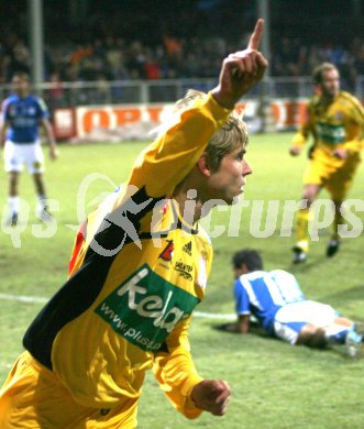 Fussball Red Zac Bundesliga. FC K?rnten gegen FC Lustenau. Manuel Weber (FCK). Klagenfurt, am 10.11.2006.
Foto: Kuess
---
pressefotos, pressefotografie, kuess, qs, qspictures, sport, bild, bilder, bilddatenbank