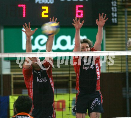 Volleyball Bundesliga. HYPO VBK gegen SK Aich/Dob. Marian Vavrek und Spencer Bemus (HYPO VBK). Klagenfurt, am 27.2.2006.
---
pressefotos, pressefotografie, kuess, qs, qspictures, sport, bild, bilder, bilddatenbank