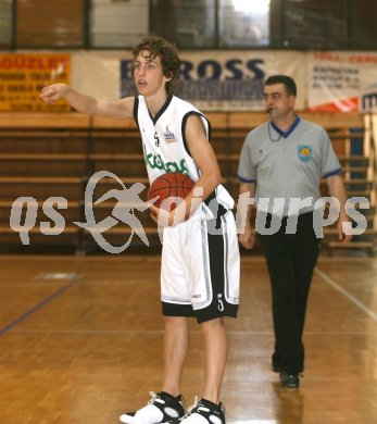 Basketball. Sebastian Schaal. Kaposvar, 27.6.2006
---
pressefotos, pressefotografie, kuess, qs, qspictures, sport, bild, bilder, bilddatenbank