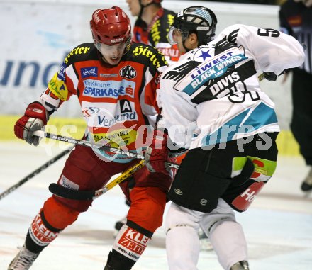 Eishockey Bundesliga. KAC gegen EHC Liwest Black Wings Linz. Philippe Horsky (KAC), Raimund Divis (Linz). Klagenfurt, am 26.1.2007.
Foto: Kuess
---
pressefotos, pressefotografie, kuess, qs, qspictures, sport, bild, bilder, bilddatenbank