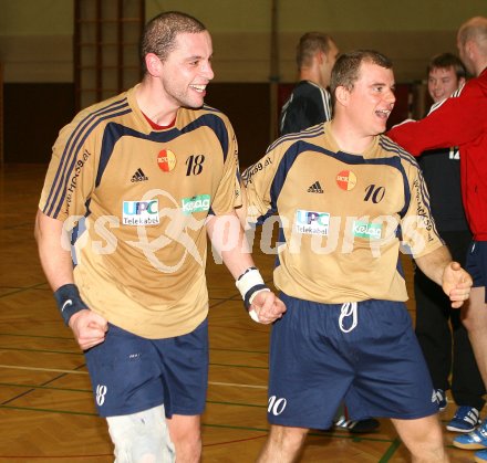 Bundesliga Handball. SVVW gegen HCK. Jubel HCK. Anton Pr?prost, Armin B?ck. Klagenfurt, 3.2.2007
Foto: Kuess
---
pressefotos, pressefotografie, kuess, qs, qspictures, sport, bild, bilder, bilddatenbank