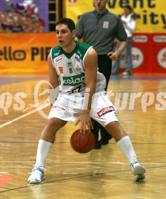 Basketball Bundesliga. W?rthersee Piraten gg. Swans Gmunden. Andreas Kuttnig (Piraten). Klagenfurt, am 20.10.2006.
---
pressefotos, pressefotografie, kuess, qs, qspictures, sport, bild, bilder, bilddatenbank