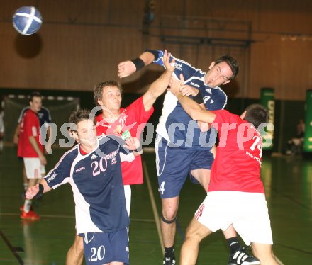 Handball Bundesliga.  HCK59 gegen SVVW.  Ingo Lippitsch, Davor Planinc (HCK), Oliver Gaggl, Markus G?tzhaber (SVVW). Klagenfurt, am 11.11.2006
Foto: Kuess
---
pressefotos, pressefotografie, kuess, qs, qspictures, sport, bild, bilder, bilddatenbank