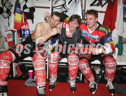 Eishockey Bundesliga. KAC gegen Innsbruck.Gregor Hager, CstiaBan und Philippe Horsky. Klagenfurt, am 27.3.2005.
---
pressefotos, pressefotografie, kuess, qs, qspictures, sport, bild, bilder, bilddatenbank