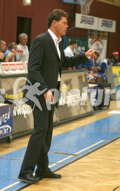 Basketball Bundesliga. W?rthersee Piraten gg. Swans Gmunden. Trainer Bill Magarity(Piraten). Klagenfurt, am 20.10.2006.
---
pressefotos, pressefotografie, kuess, qs, qspictures, sport, bild, bilder, bilddatenbank
