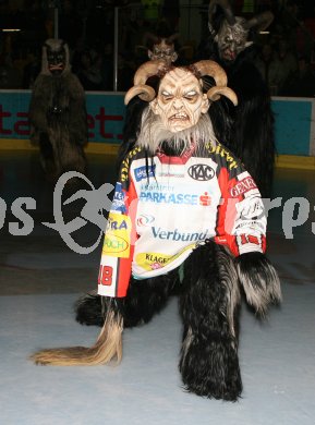 Eishockey Bundesliga. KAC gegen VSV. Krampus im KAC Dress. Klagenfurt, am 23.11.2006.
Foto: Kuess
---
pressefotos, pressefotografie, kuess, qs, qspictures, sport, bild, bilder, bilddatenbank