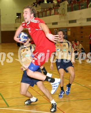 Bundesliga Handball. SVVW gegen HCK. Krenn Marc (SVVW), Planinc D., Lippitsch Ingo (HCK). Klagenfurt, 3.2.2007
Foto: Kuess
---
pressefotos, pressefotografie, kuess, qs, qspictures, sport, bild, bilder, bilddatenbank