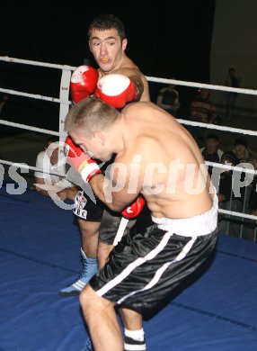 Boxen Vergleichskampf K?rnten gegen Slowenien. WBC Weltmeister Pedrag Radosevic gegen Ivica Cukusic (Kroatien). Klagenfurt, am 15.12.2006.
Foto: Kuess
---
pressefotos, pressefotografie, kuess, qs, qspictures, sport, bild, bilder, bilddatenbank