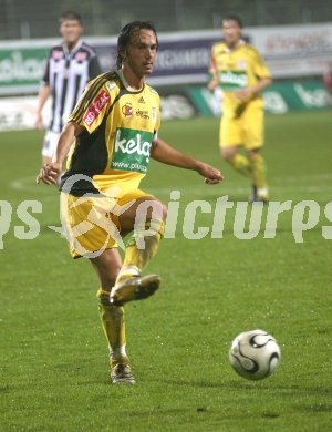 Fussball. Red Zac Liga. FCK gegen LASK. Gerald Strafner (FCK). Klagenfurt, am 13.10.2006.
---
pressefotos, pressefotografie, kuess, qs, qspictures, sport, bild, bilder, bilddatenbank
