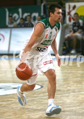 Basketball Bundesliga. W?rthersee Piraten gegen Mattersburg. Samo Grum(Piraten). Klagenfurt, am 25.11.2006.
Foto: qspictures/Nadja Kuess
---
pressefotos, pressefotografie, kuess, qs, qspictures, sport, bild, bilder, bilddatenbank