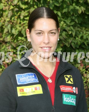 Volleyball. Beachvolleyball. Kerstin Pichler. Forstsee, am 29.9.2006.
---
pressefotos, pressefotografie, kuess, qs, qspictures, sport, bild, bilder, bilddatenbank