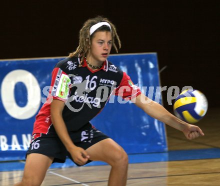 Volleyball Bundesliga. Hypo VBK. Simon Fr?hbauer. Klagenfurt, am 1.10.2005.
Foto: Kuess
---
pressefotos, pressefotografie, kuess, qs, qspictures, sport, bild, bilder, bilddatenbank