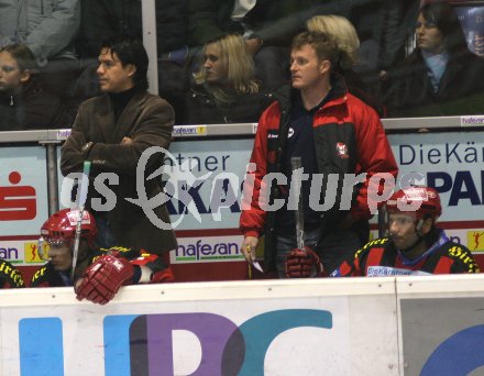 Eishockey Bundesliga. KAC - Salzburg. Manny Viveiros Klagenfurt, am 6.11.2005.
---
pressefotos, pressefotografie, kuess, qs, qspictures, sport, bild, bilder, bilddatenbank