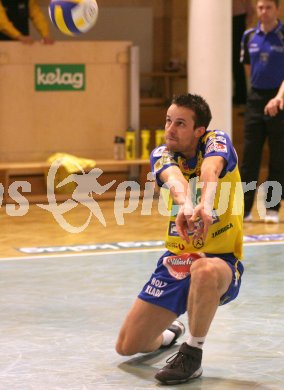 Volleyball Aich/Dob gegen Enns.  Miha Kosl (Aich/Dob). Bleiburg, am 20.1.2007
Foto: Kuess
---
pressefotos, pressefotografie, kuess, qs, qspictures, sport, bild, bilder, bilddatenbank