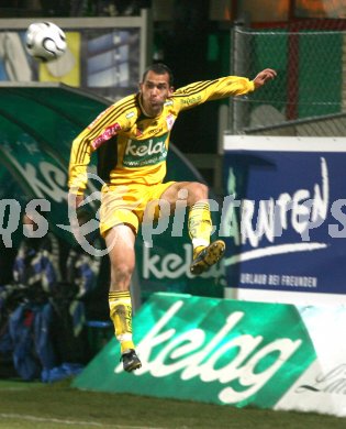 Fussball Red Zac Bundesliga. FC K?rnten gegen FC Lustenau. Christian Prawda (FCK). Klagenfurt, am 10.11.2006.
Foto: Kuess
---
pressefotos, pressefotografie, kuess, qs, qspictures, sport, bild, bilder, bilddatenbank