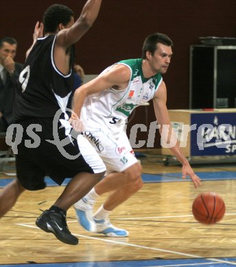 Basketball Bundesliga. W?rthersee Piraten gegen Mattersburg. Samo Grum (Piraten). Klagenfurt, am 25.11.2006.
Foto: qspictures/Nadja Kuess
---
pressefotos, pressefotografie, kuess, qs, qspictures, sport, bild, bilder, bilddatenbank