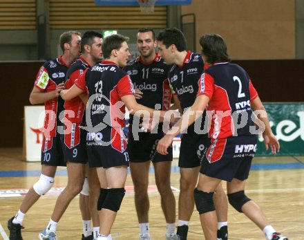 Volleyball Bundesliga. HYPO VBK gegen Arbesbach. Jubel. Klagenfurt, am 23.9.2006.
---
pressefotos, pressefotografie, kuess, qs, qspictures, sport, bild, bilder, bilddatenbank
