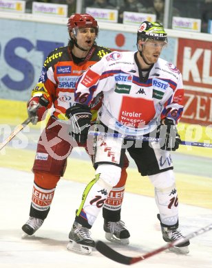 Eishockey Bundesliga. KAC gegen HC TWK Innsbruck. Igor Ivanov  (KAC), THeimo Lindner (Innsbruck). Klagenfurt, am 12.11.2006.
Foto: Kuess
---
pressefotos, pressefotografie, kuess, qs, qspictures, sport, bild, bilder, bilddatenbank