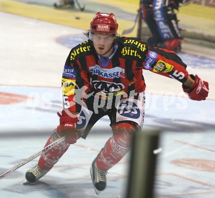 Eishockey Bundesliga. KAC gegen Linz. Heimo Lindner. Klagenfurt, am 4.10.2005.
---
pressefotos, pressefotografie, kuess, qs, qspictures, sport, bild, bilder, bilddatenbank