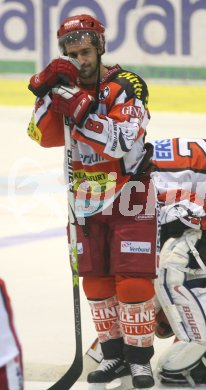 Eishockey Bundesliga. KAC gegen Innsbruck. Entt?uschung beim KAC. Klagenfurt, am 5.10.2006.
---
pressefotos, pressefotografie, kuess, qs, qspictures, sport, bild, bilder, bilddatenbank