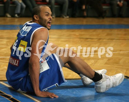 Basketball. W?rthersee Piraten gegen Gunners Oberwart. Adam Boone (Oberwart). Klagenfurt, am 10.3.2007.
Foto: Kuess
---
pressefotos, pressefotografie, kuess, qs, qspictures, sport, bild, bilder, bilddatenbank