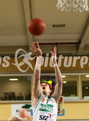 Basketball Bundesliga. W?rthersee Piraten gegen Dukes Klosterneuburg. Selmir Husanovic (Piraten). Klagenfurt, 4.2.2007. 
Foto: Kuess
---
pressefotos, pressefotografie, kuess, qs, qspictures, sport, bild, bilder, bilddatenbank