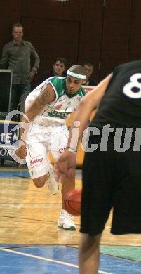 Basketball Bundesliga. W?rthersee Piraten gegen Mattersburg. Anthony Shavies (Piraten). Klagenfurt, am 25.11.2006.
Foto: qspictures/Nadja Kuess
---
pressefotos, pressefotografie, kuess, qs, qspictures, sport, bild, bilder, bilddatenbank