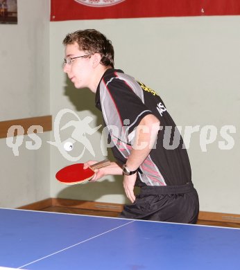 Tischtennis. Dominique Plattner. Villach, am 26.9.2006.
---
pressefotos, pressefotografie, kuess, qs, qspictures, sport, bild, bilder, bilddatenbank