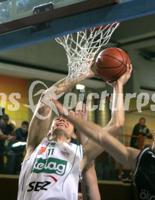 Basketball Bundesliga. W?rthersee Piraten gegen G?ssing Knights.Stjepan Gavran (Piraten). Klagenfurt, am 1.11.2006.
Foto: qspictures/Nadja Kuess
---
pressefotos, pressefotografie, kuess, qs, qspictures, sport, bild, bilder, bilddatenbank